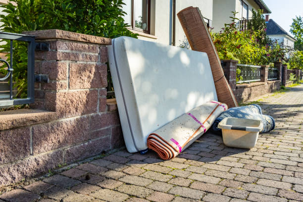 Best Professional Junk Removal  in Sardinia, OH